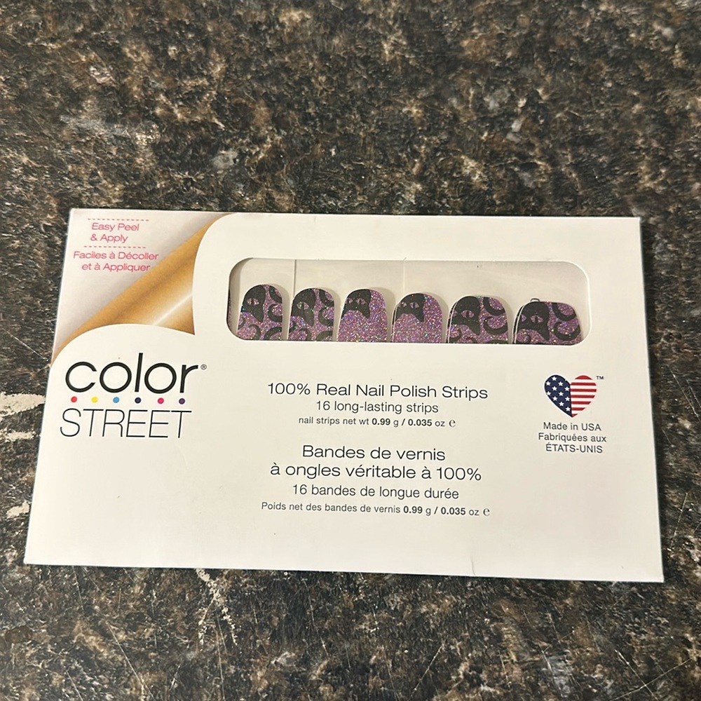 Colorstreet “ Cats all folks”